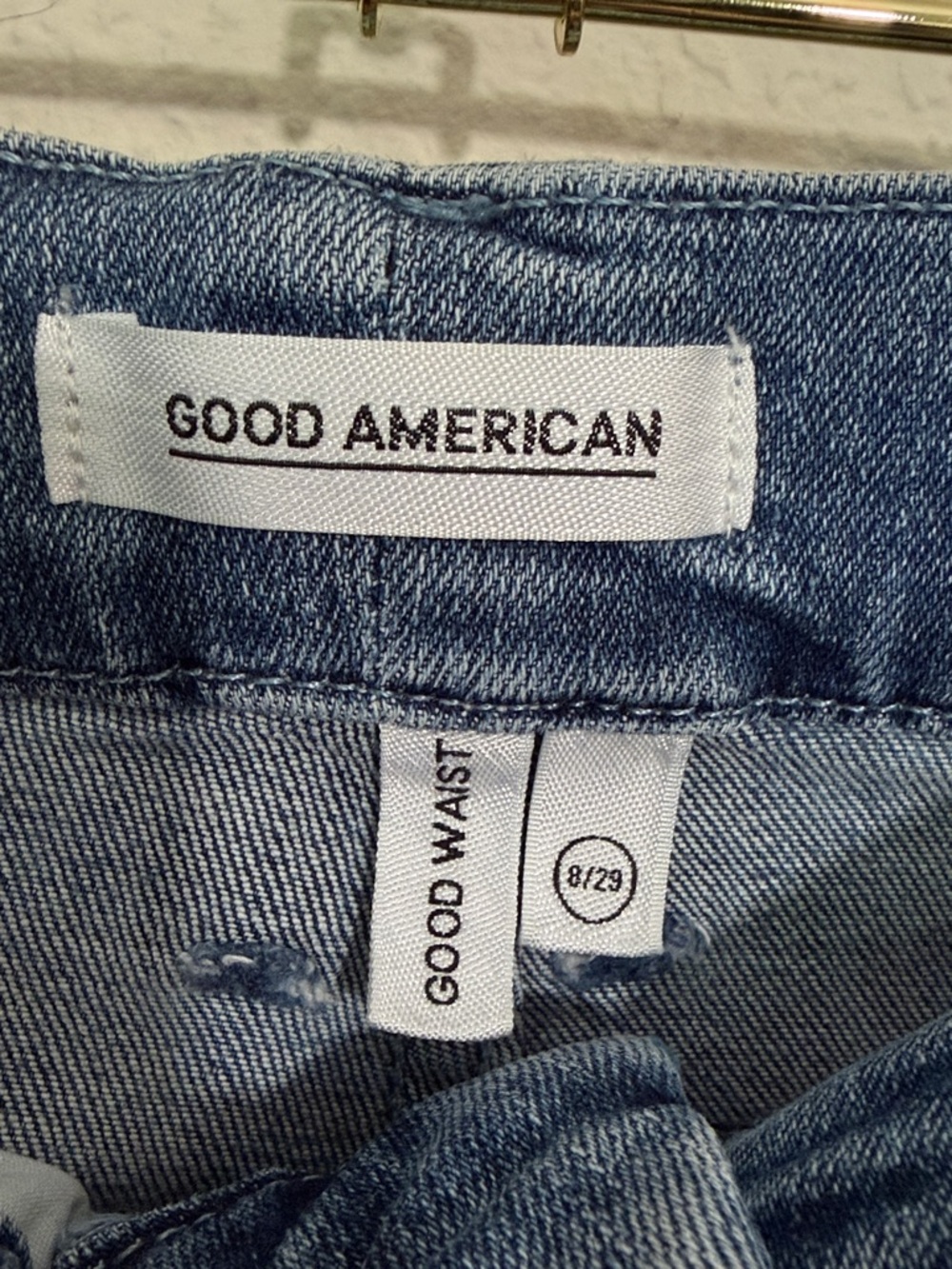HARD TO FIND! Good American Good Waist Skinny Jeans w/Distressed Heel - 8 - Picture 2 of 3